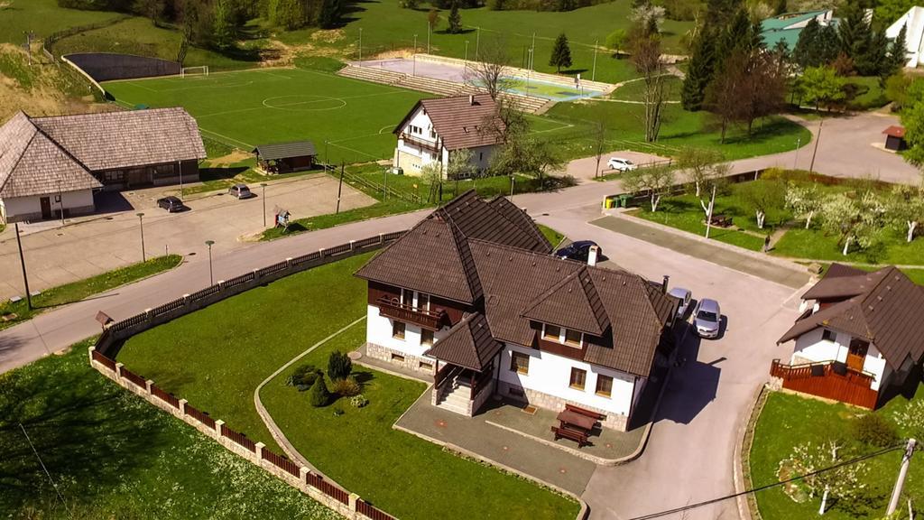 Knezevic 3*